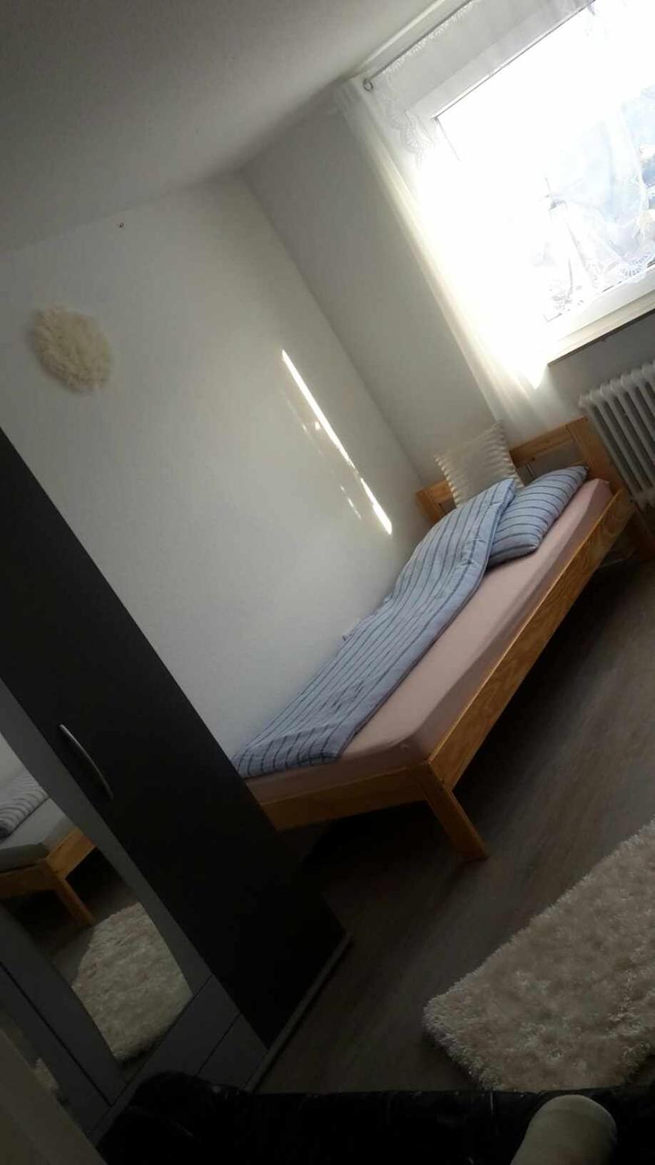 Egyszeru Szallas Stuttgart Dış mekan fotoğraf